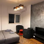 Emi Apartaments