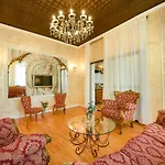 The Museum - Wonderful Super Central Apartment