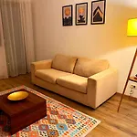Bellagio - Cozy Apartment With Free Gym