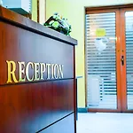 Hotel Reina