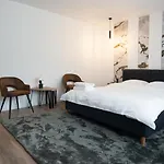Garsoniera LUX Tineretului