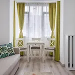 Laroka House Cosy And Modern Apartment Universitate-City Centre