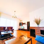 City Center Apartment