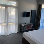 Urban 7 Residence