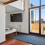 Central Penthouse Studio With Bbq & Jacuzzi