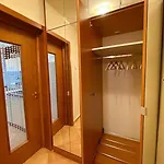 Lovely & Quiet 1-Bedroom Condo With Free Parking