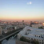 River View, In City Center Apartment