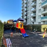 Wood Story - Modern 1Br Apt Near City Center With Parking