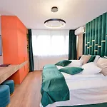 Stardust Apartment - Cismigiu Gardens