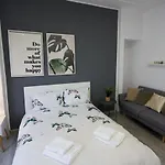 Modern Apartment In The Heart Of Bucharest