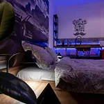 Maera Suites Central