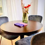 Exquisite - Two Bedroom Apartment