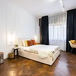 Elegant Two Bedrooms Apartment