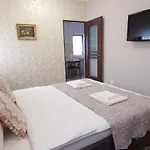 Laroka House Arty And Cosy Studio Universitate Center