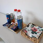 Lovely City Center Apartment - Free Minibar