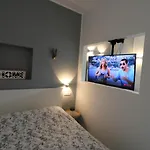 Cozy Novotel Studio - Free Minibar - Quiet & Peace