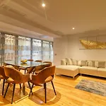 3 Bedroom Apartment In Herastrau Area