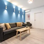 Blue Design Apartament In Magheru
