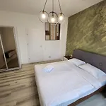 Rosetti Gold Grand Apartments