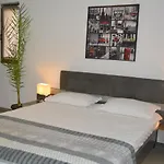 Villa 38 Silviu Apartment