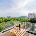 Union Plaza - Balcony Delight In City Center