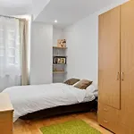 Spacious Central 3 Rooms