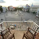 2 Bedroom Apartment With Amazing View In City Center