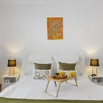Grand View Apartment