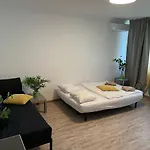 Green Apartment 124