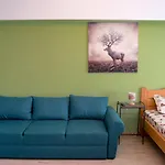 Studio Moghioros Rezidence 2