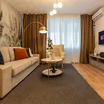 Urban Haven: 2Br Apartment In Bucharest Center