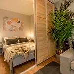 Urban Haven: 2Br Apartment In Bucharest Center