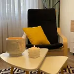 Super Central And Homey Studio Bucharest