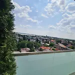 Global Residence Lake View