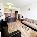 Acomod Apartments