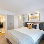 Superb River Views 1Br + Parking
