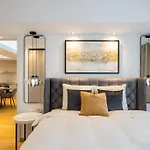 Superb River Views 1Br + Parking