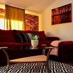 Tailor House - Old Town Bucharest Penthouse
