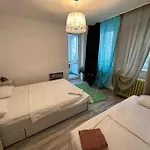 24 Ior By Green Apartments