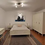 Cotroceni Accommodations Upstairs