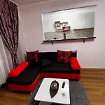 Crisshome1