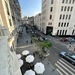 Oyster Flat Victoriei