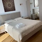 One Vista 1 Bedroom With View