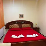 Aurora Boutique-Studio Premium