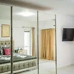 Quiet Marble Apt With Free Parking Spot Old Town