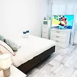 Victoriei Studio - Parc Kiseleff