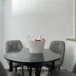 Fundeni House 250C