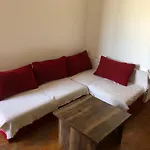 Lovely 1 Bedroom Apartment Close To Old Town