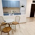 Modern Studio Near The Old Town Center, Subway, Park And Mall