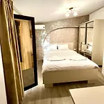 Hotel Marina 2